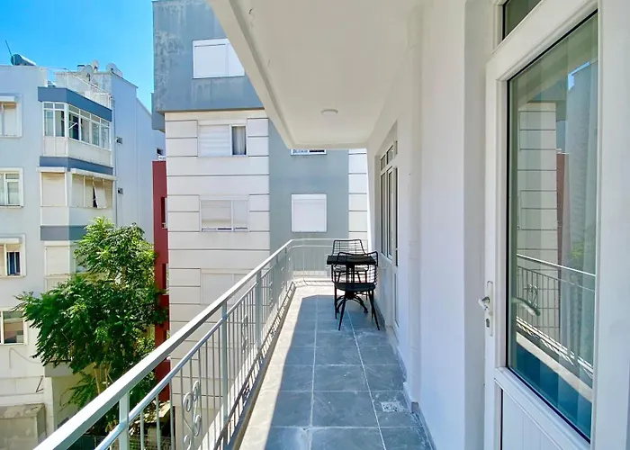 Downtown Aparts Διαμέρισμα Αττάλεια