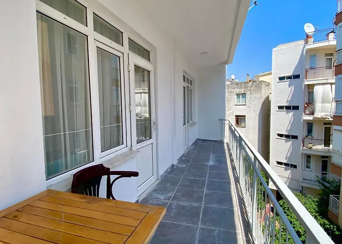 Apartament Downtown Aparts *