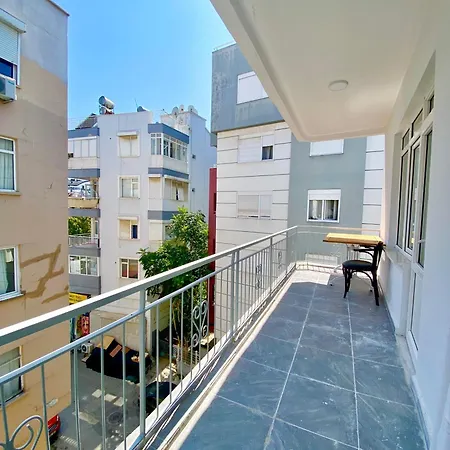 Downtown Aparts Apartamento Antalya